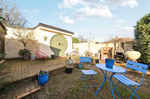 Garden room external- click for photo gallery